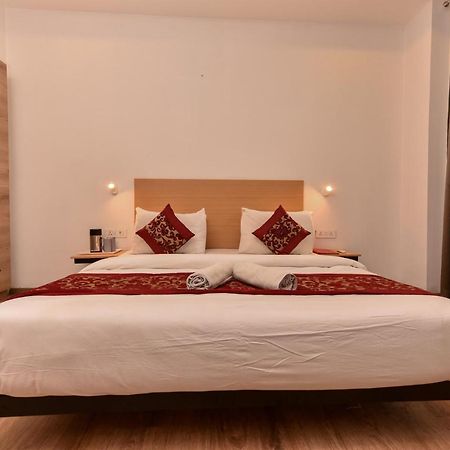 Hotel Red Saffron 新德里 外观 照片