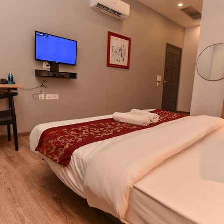 Hotel Red Saffron 新德里 外观 照片