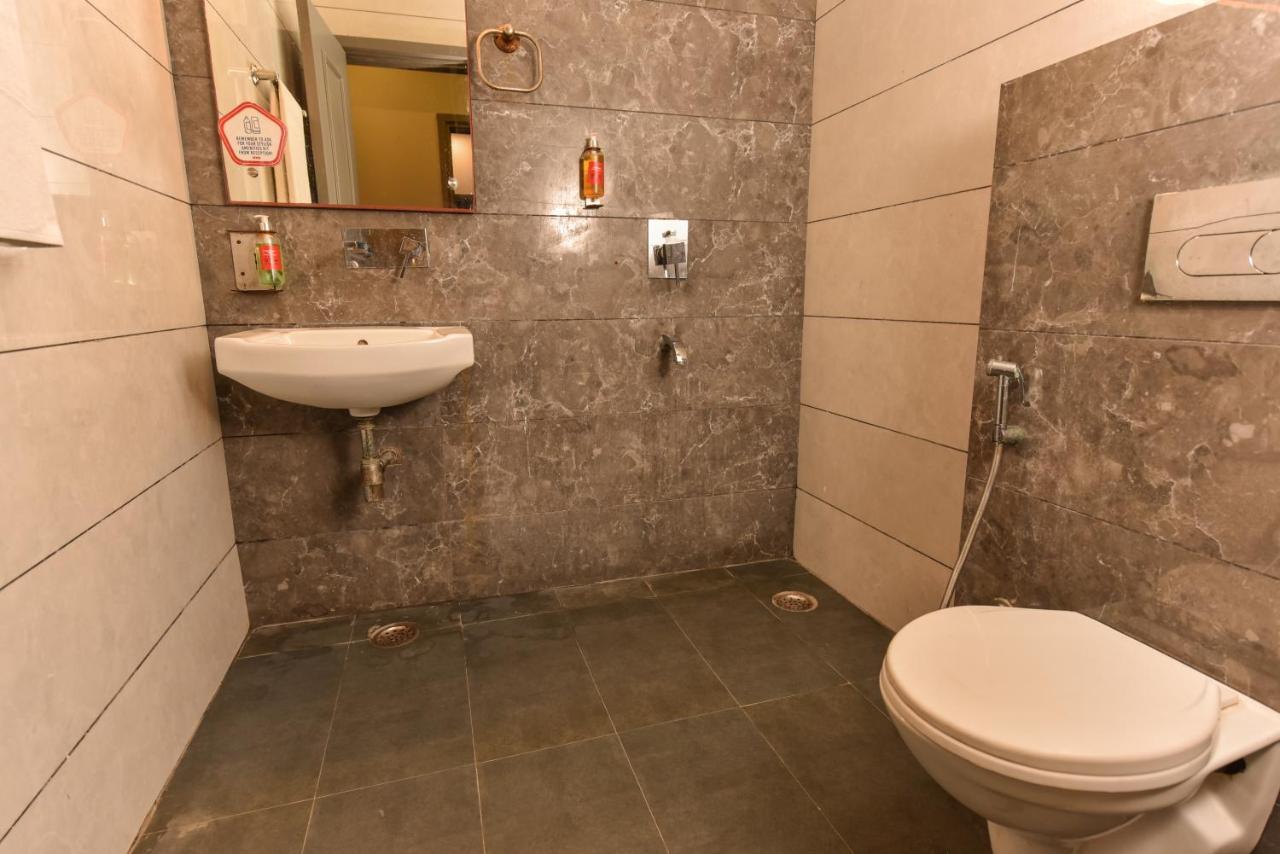 Hotel Red Saffron 新德里 外观 照片