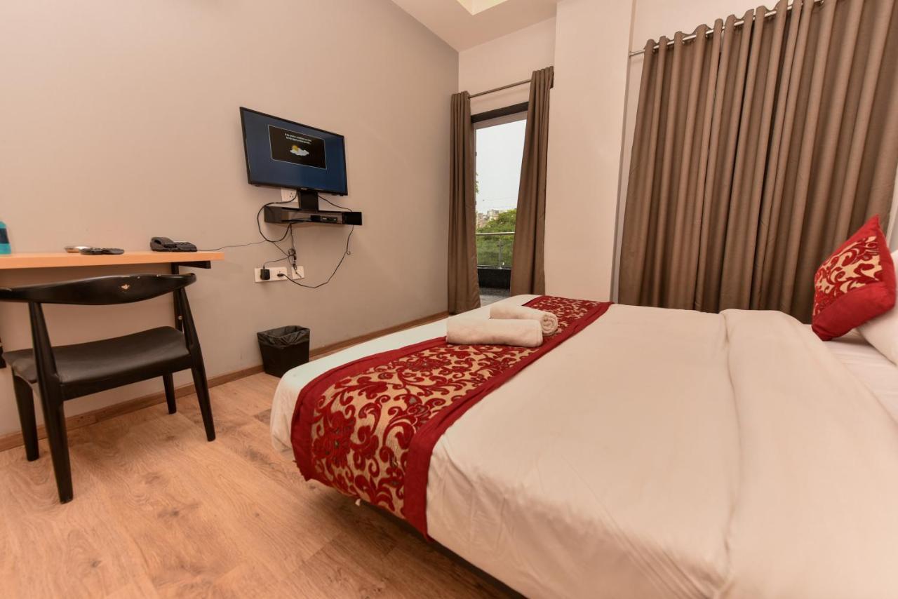 Hotel Red Saffron 新德里 外观 照片