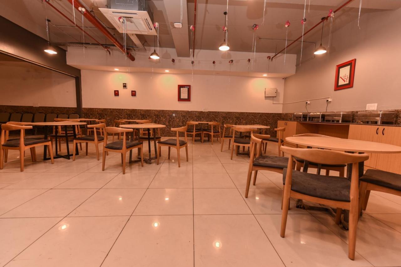 Hotel Red Saffron 新德里 外观 照片