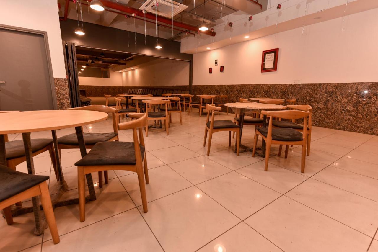 Hotel Red Saffron 新德里 外观 照片